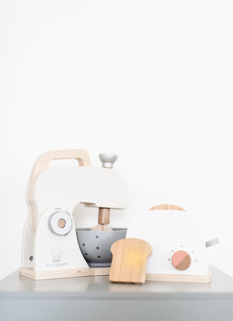 Wooden Play-Kitchen Toys